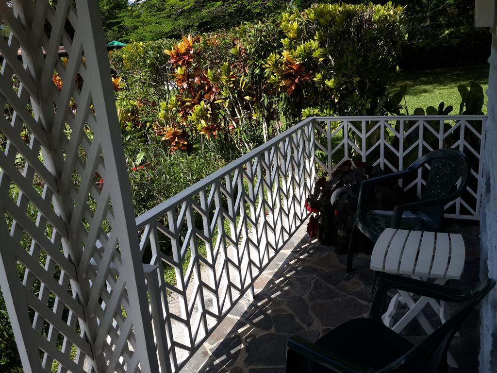 Park Eden Bed&Breakfast Los Llanitos Rum bild